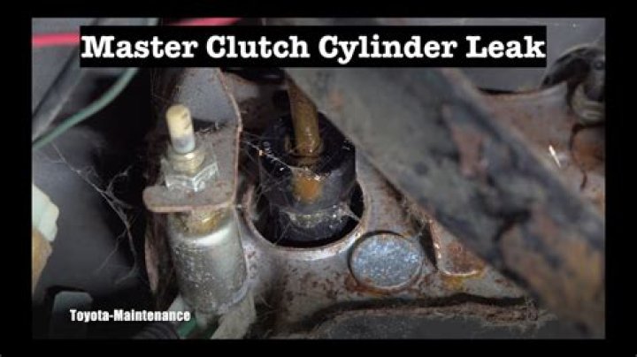 Can a master cylinder leak internally