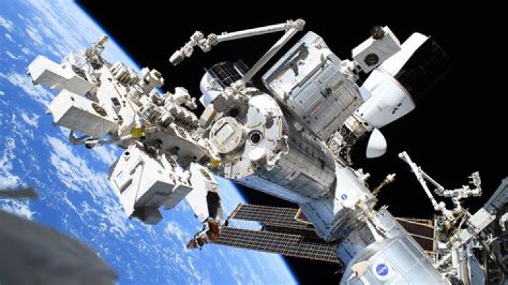 Can you message the space station?