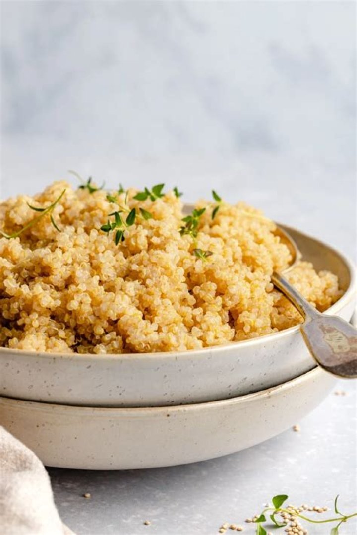 Does quinoa flour taste bitter?