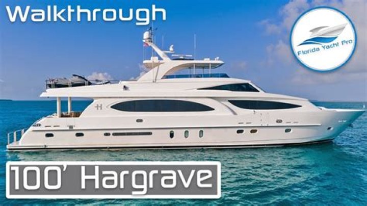 How big is a 100 foot yacht?