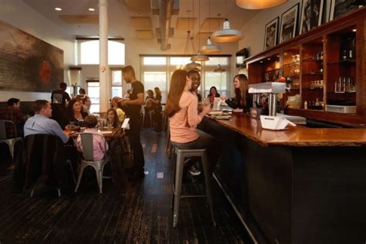 How do restaurants light up?