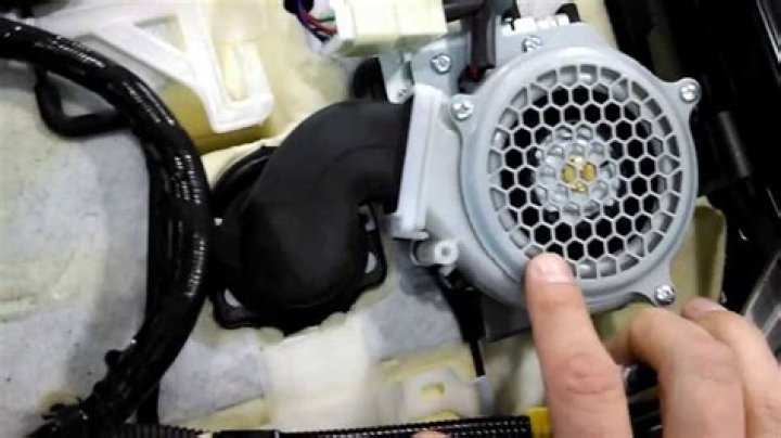 How do seat warmers work