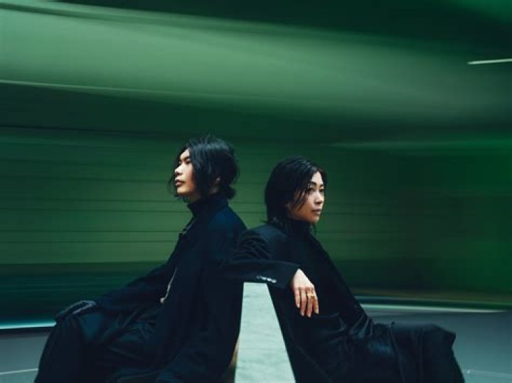 Is Utada Hikaru bilingual?