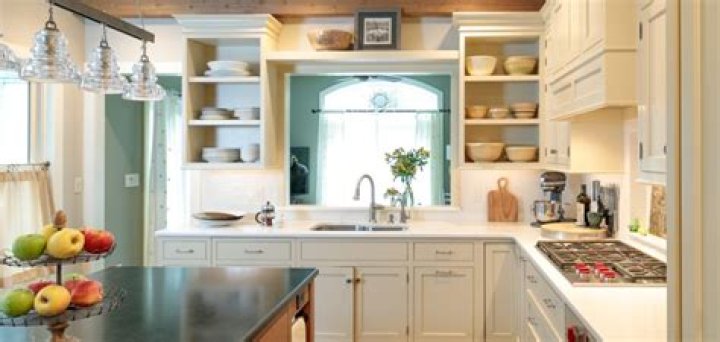 Should you update kitchen before selling house