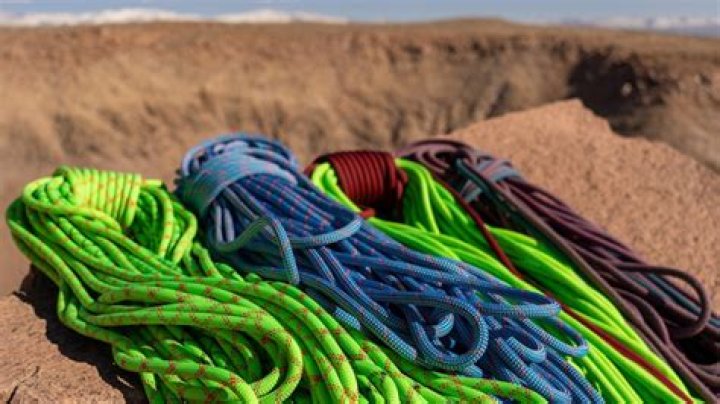 What is climbing with no rope called?