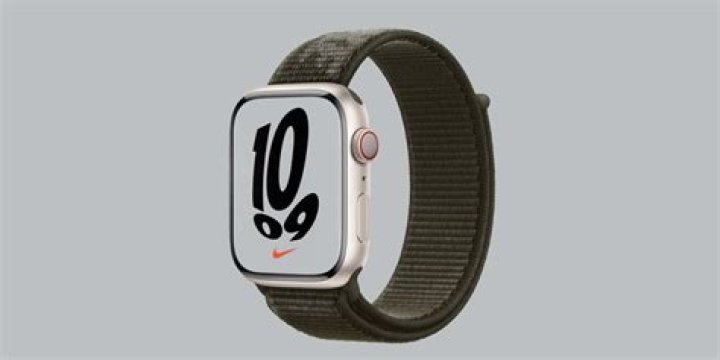 What is the difference between the Nike Apple Watch and the Apple Watch Series 3?