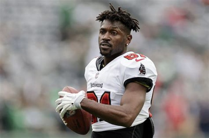 What is the history of Antonio Brown?