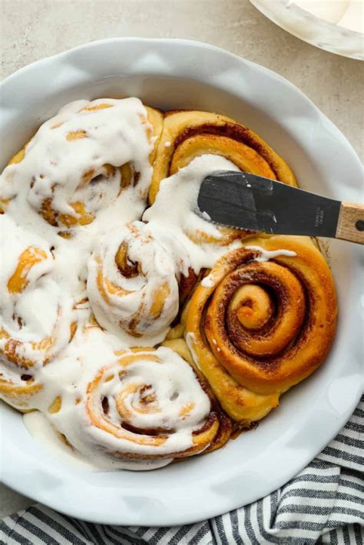 What is the icing on cinnamon rolls made of?