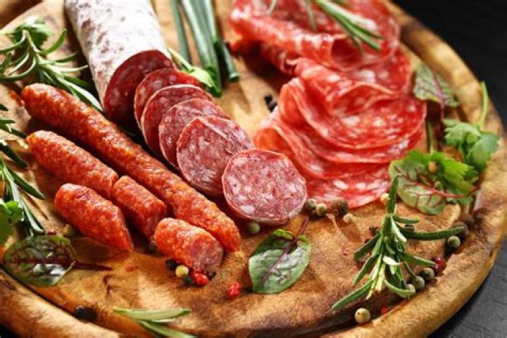 What temperature do you dry sausage